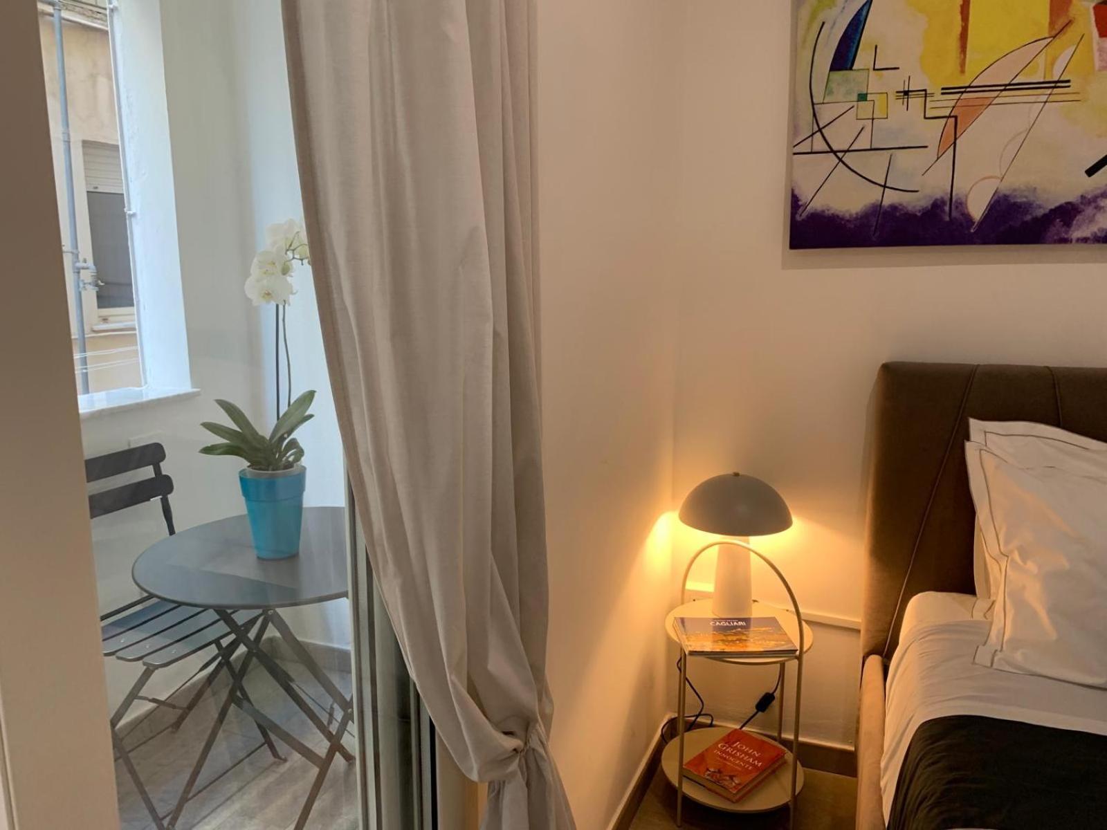 Suitesgaribaldi Cagliari Ngoại thất bức ảnh