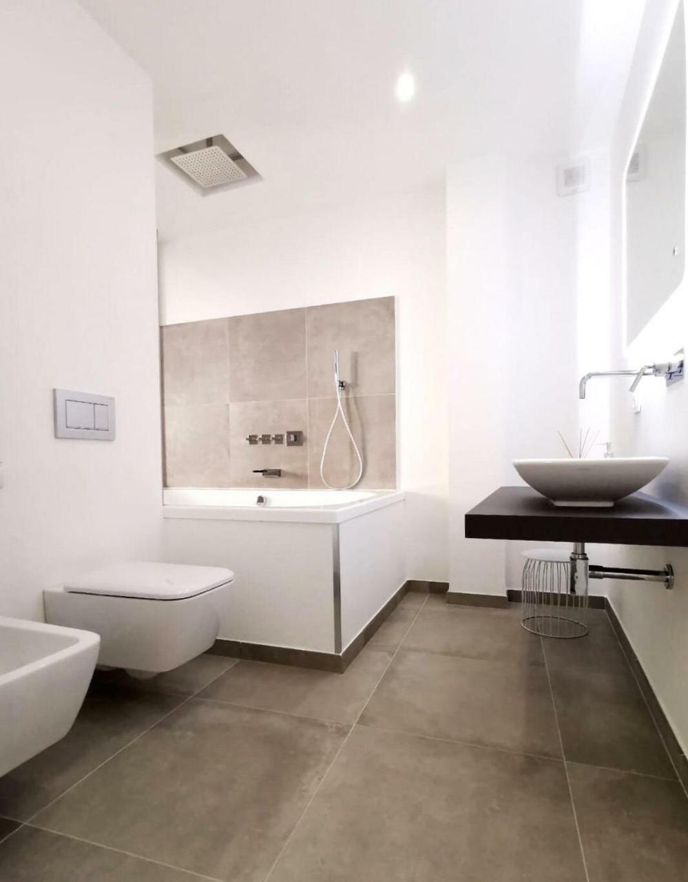 Suitesgaribaldi Cagliari Ngoại thất bức ảnh