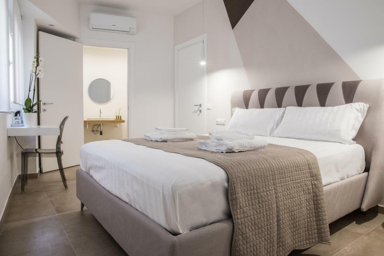 Suitesgaribaldi Cagliari Ngoại thất bức ảnh