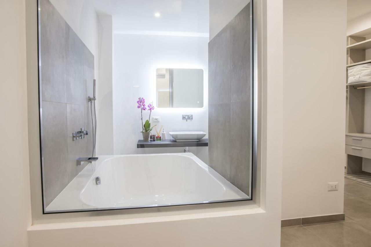 Suitesgaribaldi Cagliari Ngoại thất bức ảnh